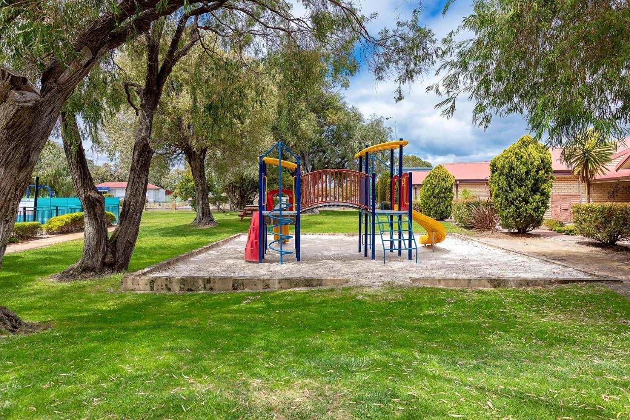 Busselton Villas And Glamping Village Eksteriør bilde