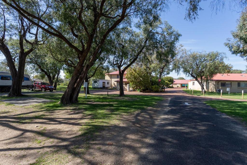 Busselton Villas And Glamping Village Eksteriør bilde