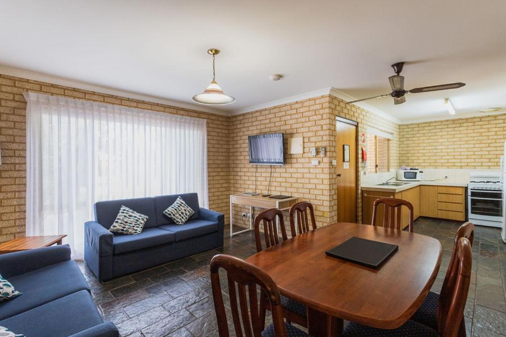Busselton Villas And Glamping Village Eksteriør bilde