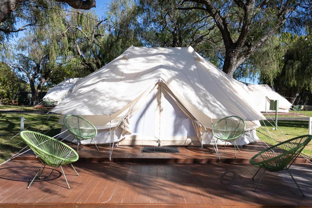 Busselton Villas And Glamping Village Eksteriør bilde