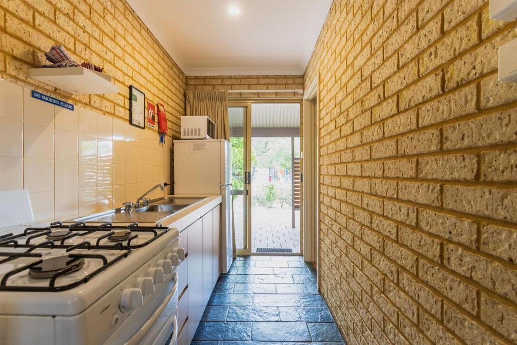 Busselton Villas And Glamping Village Eksteriør bilde